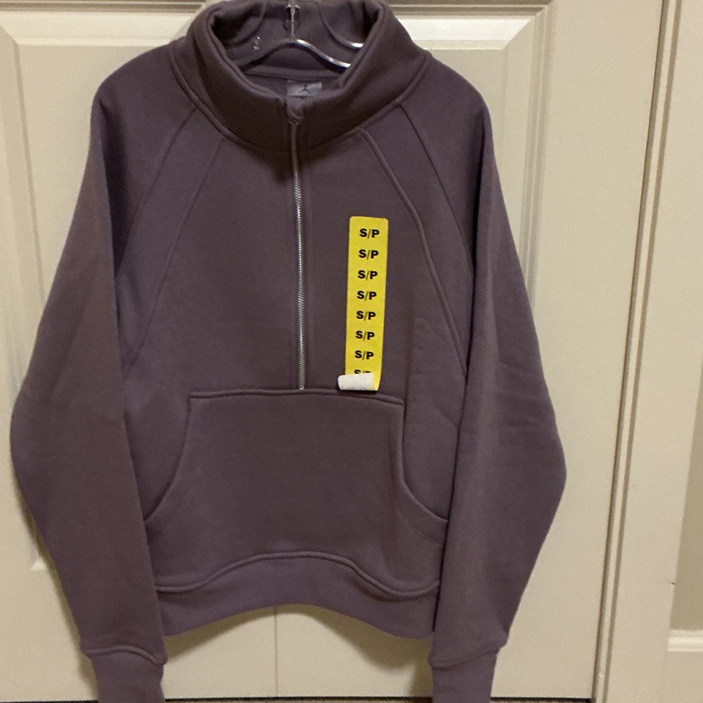 Danskin Women's Purple Sweatshirt